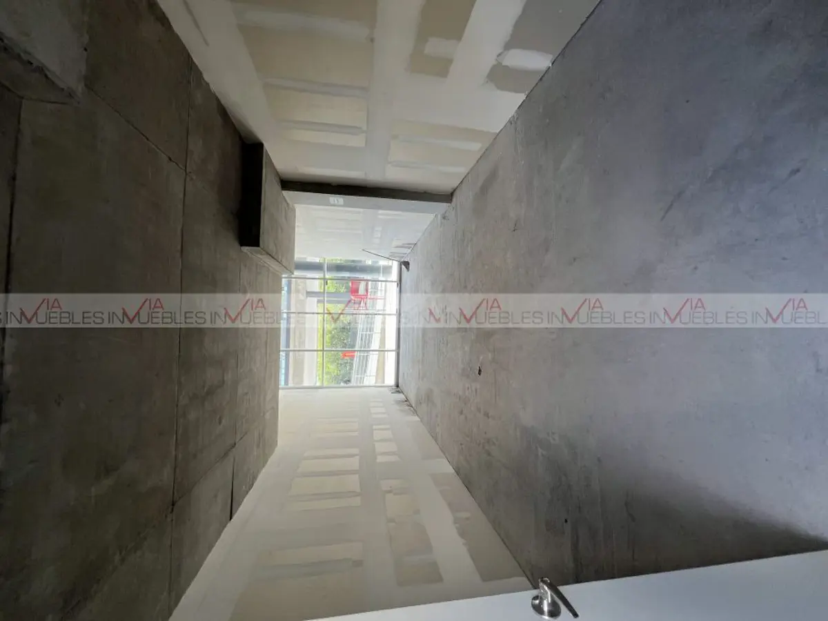Local en Renta en La Rioja Privada Residencial, Monterrey, Nuevo León